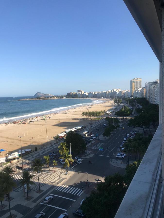 Lindo Na Avenida Atlantica Copacabana R.j * Rio de Janeiro